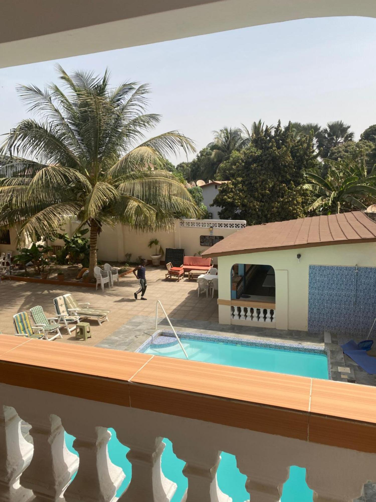 מלון Brufut Dabo House מראה חיצוני תמונה