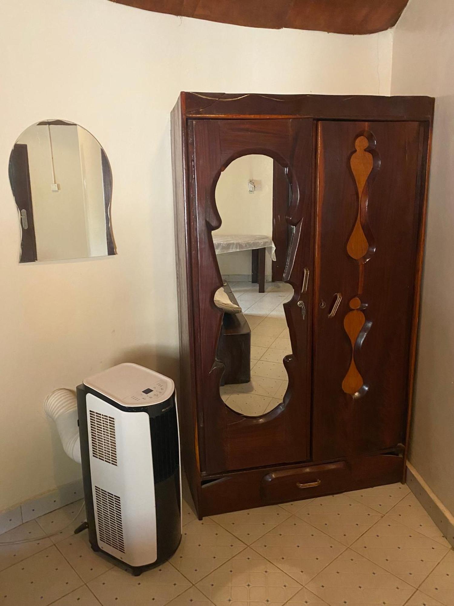 מלון Brufut Dabo House מראה חיצוני תמונה